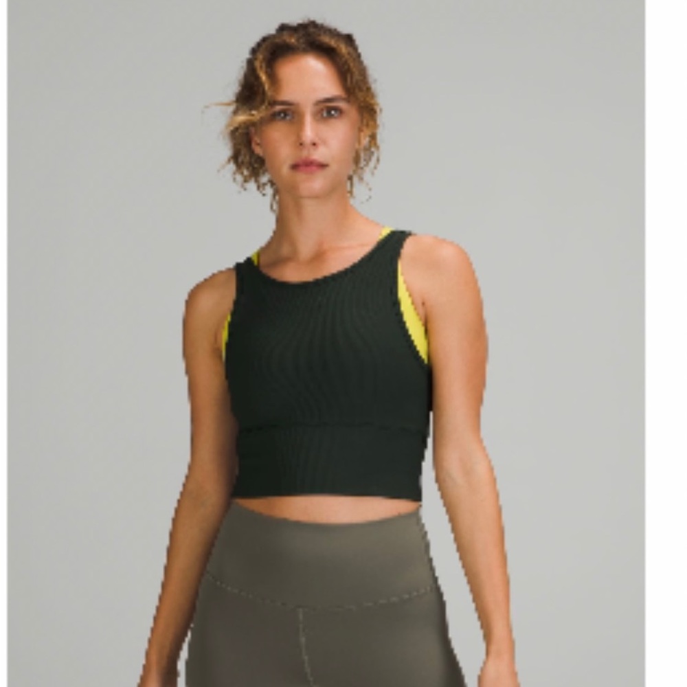 Lululemon Size 6 Power Pivot ribbed tank in dark green